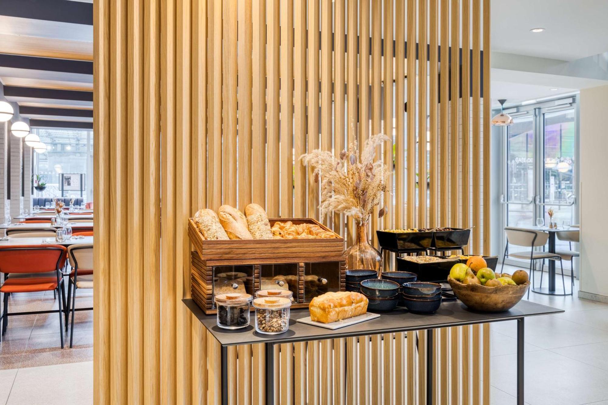 Отель Hilton Лилль Экстерьер фото